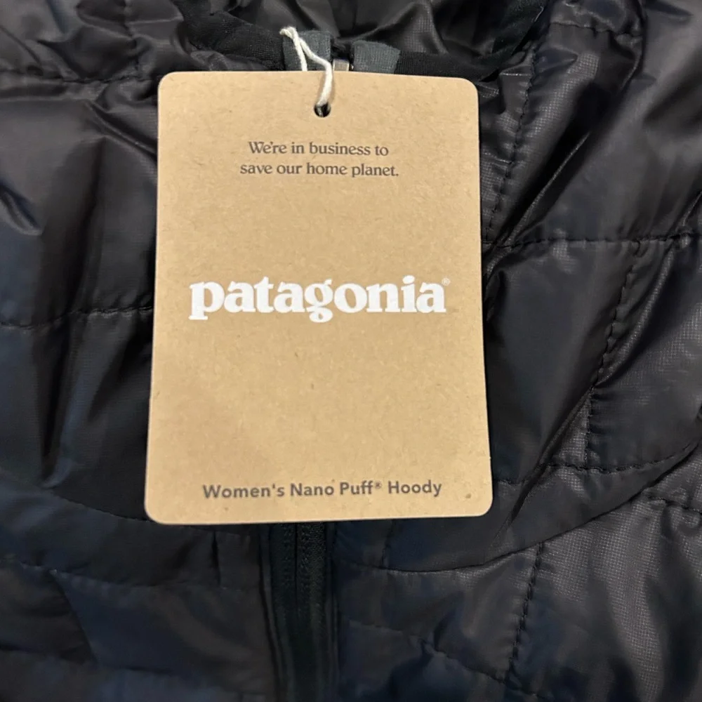 Patagonia Women's Nano Puffy Hoody Black Quilted Jacket - Picture 5 of 7